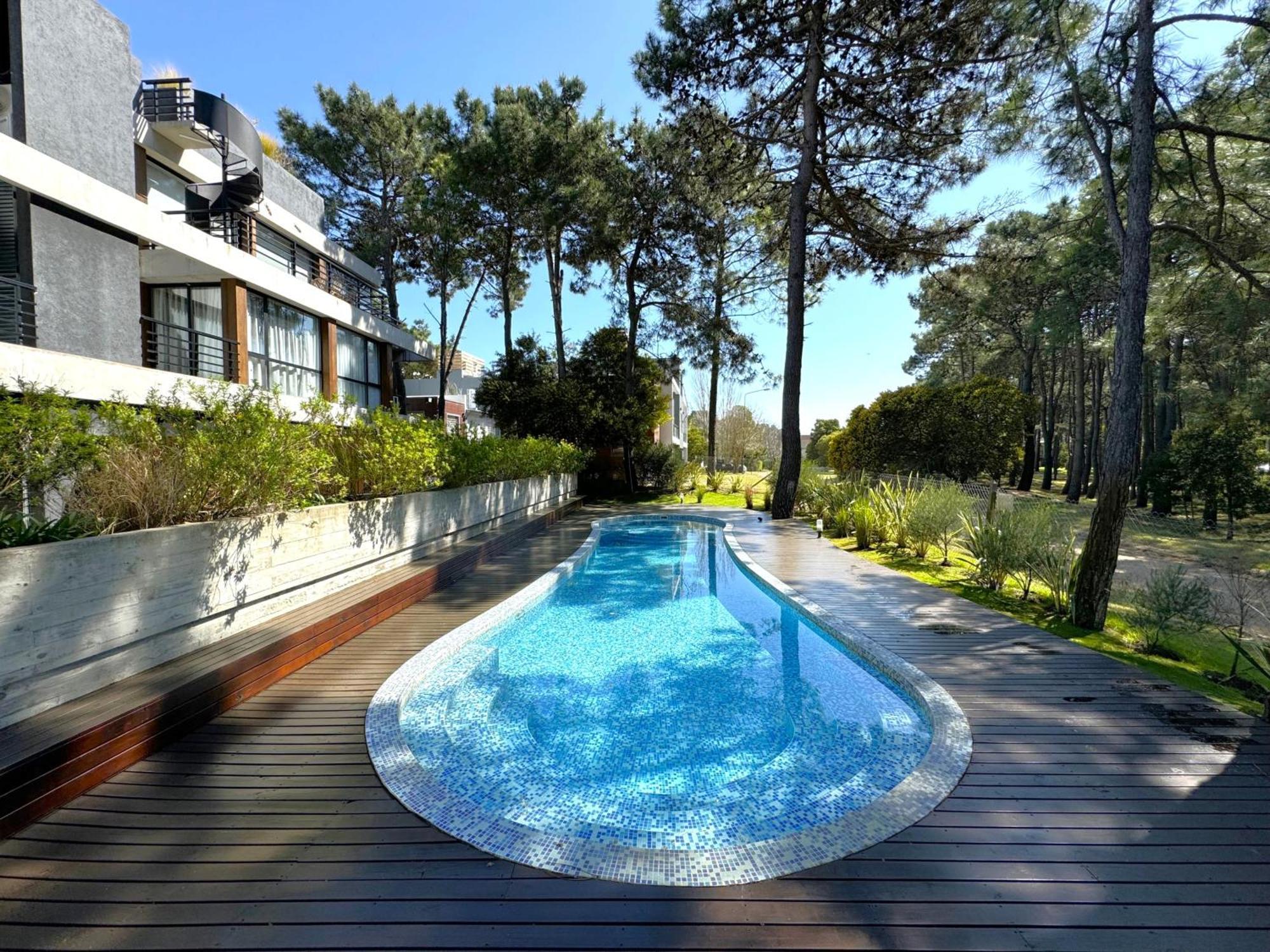 Departamento Premium Con Piscina Y Cochera Pinamar